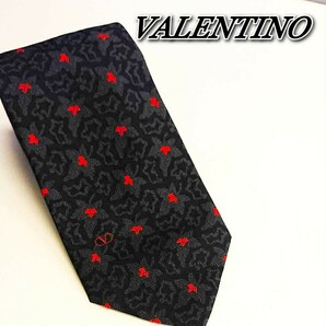 【最終価格】◇valentino◇ヴァレンティノ◇総柄◇シルク◇ネクタイ