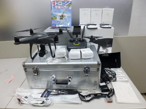 ドローン、DJI、Phantom4 Pro 、アルミ専用ケース、予備バッテリー3個、ジャンク扱い