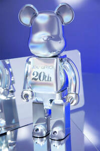 BE@RBRICK 20th DEEP CHROME Ver. 400% (White)