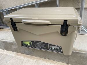 アイスランドクーラーボックス 45QT