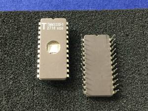 TMM323D-1【即決即送】東芝 2KBx8-Bit 16Kbit 紫外線消去　EPROM [AZ11-15-21/284472] Toshiba 2KBx8 16Kbit UV-EPROM２個