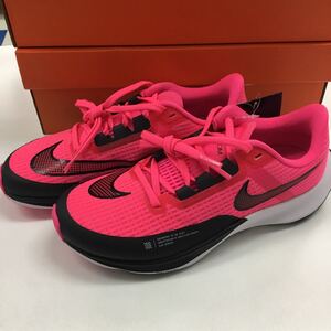 NIKE ナイキエアズームライバルフライ3