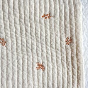 ラインキルティング生地 リーフの刺繍