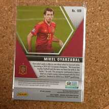 panini mosaic soccer Mikel OYARZABAL パニーニモザイクサッカー ミケルオヤルサバル スペイン レアルソシエダ refractor_画像2