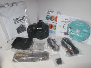 Nikon D5300 ボディー (スクリーンスレあり) ショット数 3703回 ■美品■ 10640