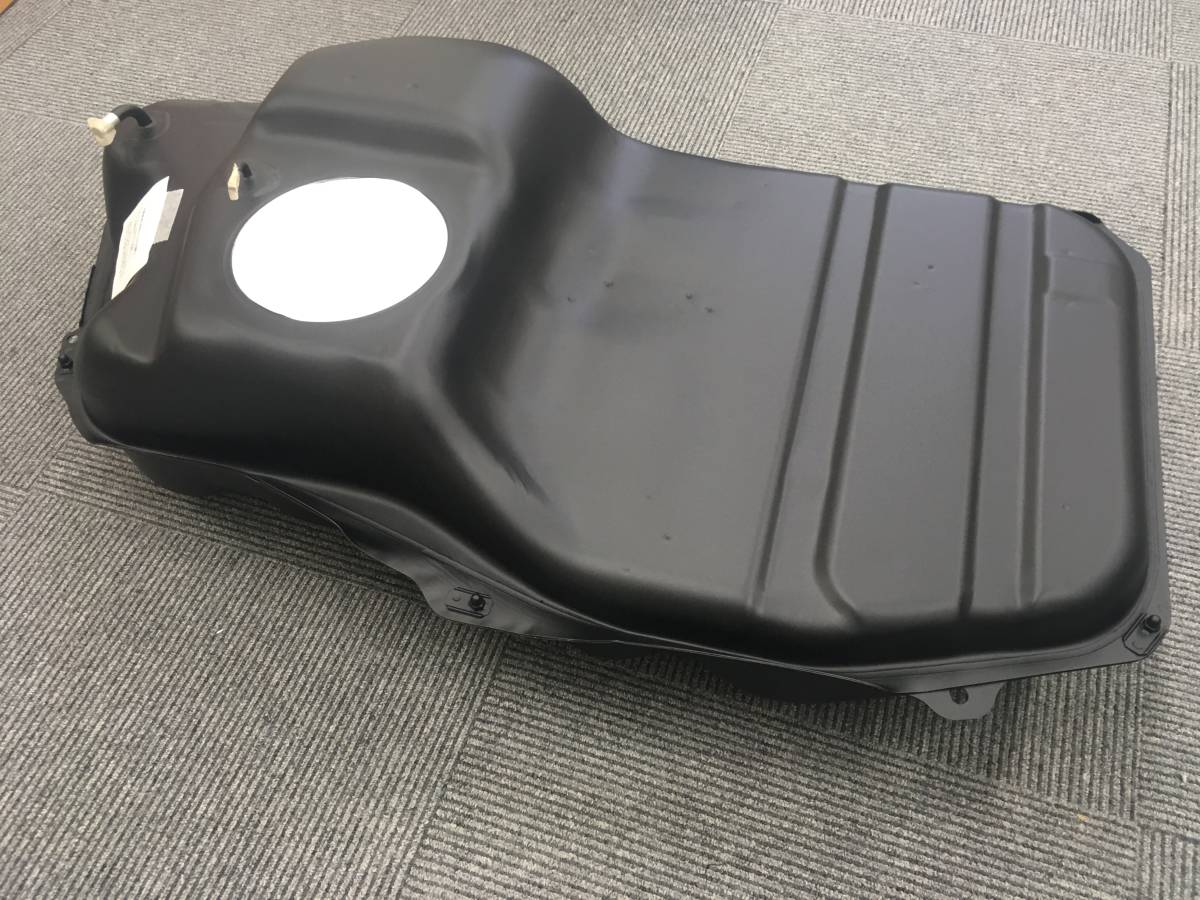 感謝の声続々! 180SX燃料タンク/s13シルビア/ワンエイティー/180sx - その他 - www.qiraatafrican.com 感謝の声続々! 180SX燃料タンク/s13シルビア/ワンエイティー/180sx - その他 - www.qiraatafrican.com