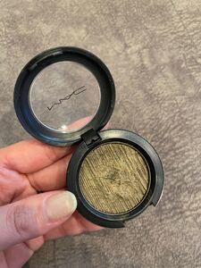 MacメタルX クリームシャドウ ヴィンテージコイン アイシャドウ