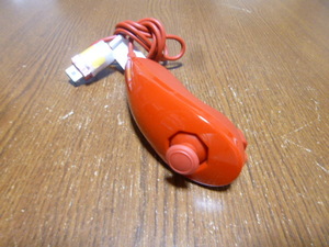 N077【即日配送 送料無料 動作確認済】Wii ヌンチャク 赤 レッド(クリーニング済)RVL-004