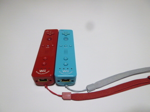 R34【送料無料 動作確認済 即日発送】Wii WiiU リモコン モーションプラス 純正 RVL-036 レッド ブルー 赤 青 任天堂 ストラップ付