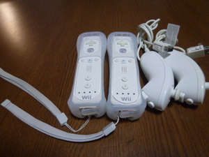 RSJN067【送料無料 動作確認済】Wii リモコン ジャケット ストラップ　ヌンチャク 2個セット ホワイト　白　カバー