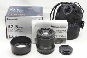 【アルプスカメラ】美品 Panasonic パナソニック LUMIX G 42.5mm F1.7 ASPH. POWER O.I.S. H-HS043 マイクロフォーサーズ用 元箱付 211224g