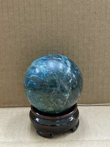 即決 アパタイト 燐灰石 Apatite 丸玉 61.4mm パワーストーン 天然石 浄化 インテリア 台座付属