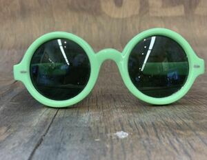 VINTAGE 60's Mint Green Mod Round Frame Sunglasses DEAD STOCK 1960s