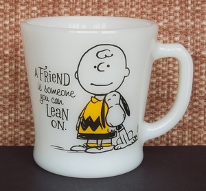 ファイヤーキング ピーナッツ スヌーピー チャーリー ブラウン / Fire-King Charlie Brown Snoopy A Friend is Someone you can Lean ON