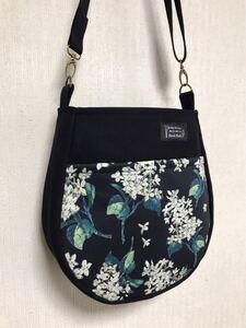 261 ハンドメイド ショルダーバッグ 雫型