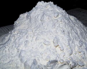 令和3年度　信州産つなぎ粉【蕎麦用小麦粉】　1ｋｇ　400円　強力粉としても使えます。(0)