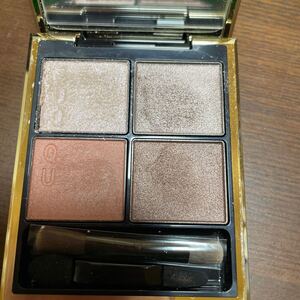 SUQQUシグニチャーカラーアイズ01