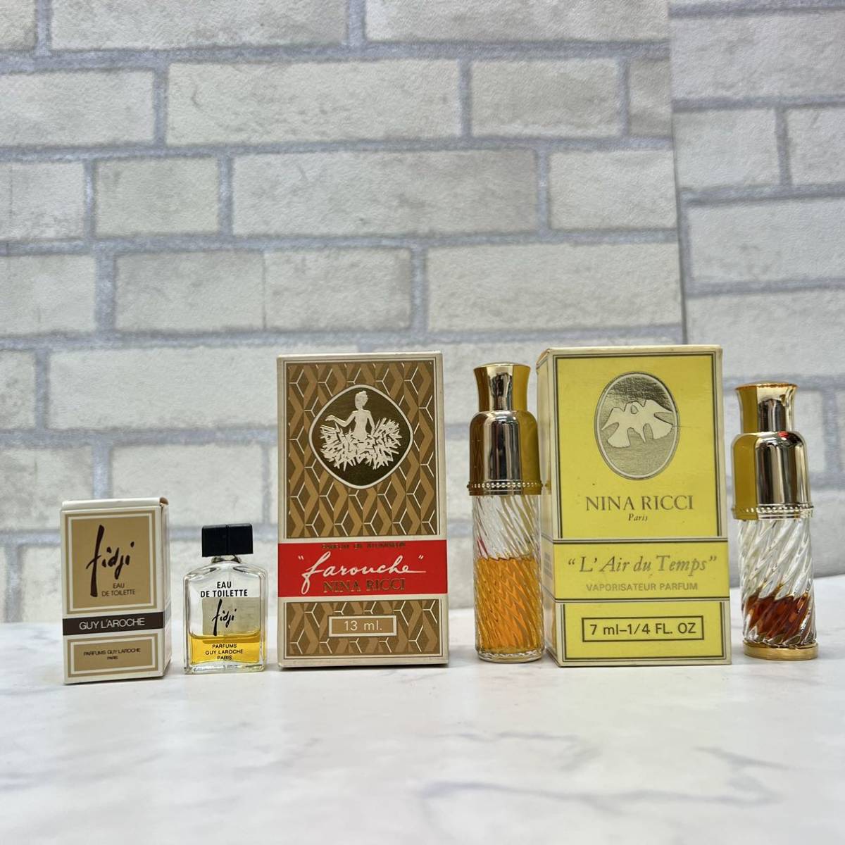 宅配便送料無料 NINA RICCI とGUY LAROCHE PARIS 香水セット