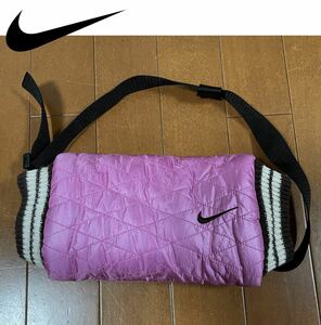 ★NIKE ナイキ★ピンクカラーで中綿入りで暖かい！レディース保温グローブ/フリー