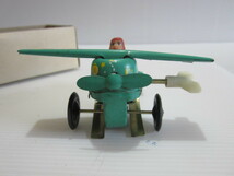 ②　ブリキのおもちゃ　飛行機玩具　教練機　　ゼンマイ　昭和レトロ　中国製　当時物　箱付き コレクション_画像5