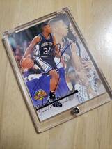 サイン 1996 -97 Score Board RAY ALLEN Auto RC / レイ アレン Autograph UCONN_画像2