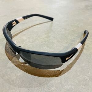 NIKE SHOW X2 ナイキ サングラス ランニング 野球 ゴルフ スポーツサングラス