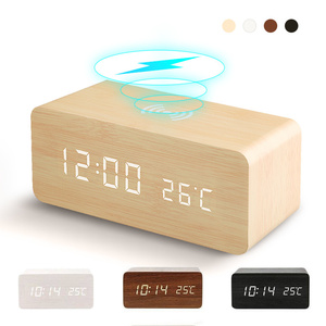 Qi充電 置き時計 デジタル 目覚まし時計 おしゃれ LED表示 ワイヤレス充電 クロック 置時計 大音量 温度計 カレンダー アラーム 木製