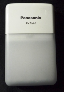 【おおむね美品】Panasonic ニッケル水素電池充電器BQ-CC02 動作品