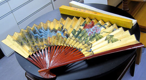  paper . decoration large fan ornament interior gold paint .. flower China Sapporo city 