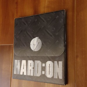 HARD:ON