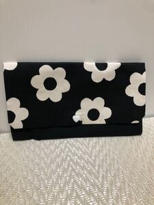 ハンドメイド 通帳ケース マスクケース 北欧デザイン 北欧柄 デイジー