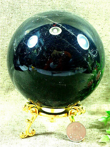 105mm天然モリオン黒水晶丸玉 AAA級 魔除け 168C1-138C18D