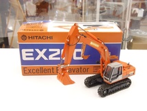 ○ SHINSEI 日立 1/40 Landy EX200 1/40 HITACHI Excellent Excavator 油圧ショベル 中古品_画像1