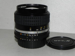 Nikon Ai-s 85mm/f 2 レンス゛(中古品)