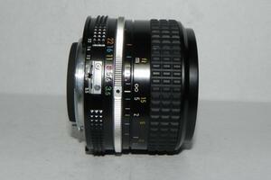 *中古品　Nikon ai 28mm/f 3.5 レンズ