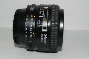 **中古良品　Nikon AF Nikkor 24mm f/2.8 Dレンズ*