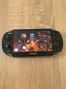 PlayStation Vita MODEL PCH-1000本体、メモリーカード8GB、充電器、クリアケース、ソフト×7