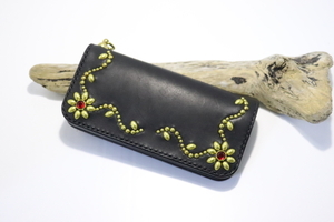 * hand made studs long wallet * Tochigi leather use CONDORU *