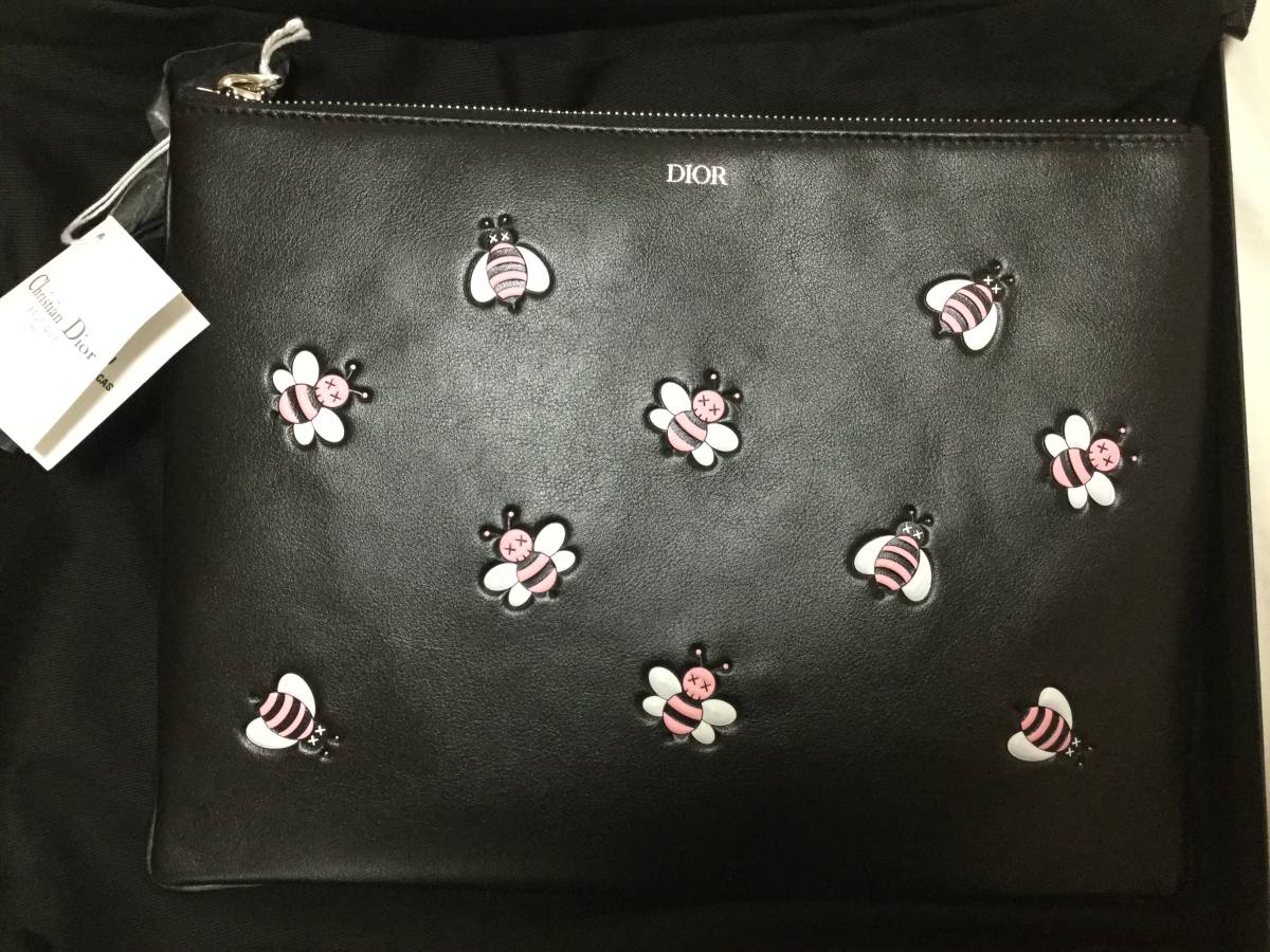 dior kawsの値段と価格推移は?|16件の売買情報を集計したdior kawsの