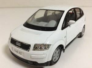 希少 Audi アウディ A2 1999年式~ 1/30 約12.4cm Kinsmart プルバックカー ミニカー ドア開閉 送料￥350