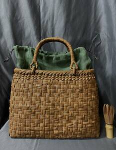 白川郷　新色　国産蔓使用　サイズL 匠の技　職人手編み　二重網代編み　山葡萄籠バッグ