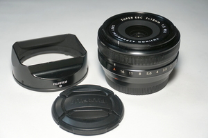 ■ FUJIFILM フジフイルム XF 18mm F2 R 専用フード付属 ■