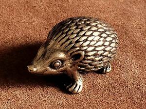  brass ornament ( hedgehog ) animal hedgehog ani mulcher m ornament brass miscellaneous goods interior goods small lovely Hedgehog 