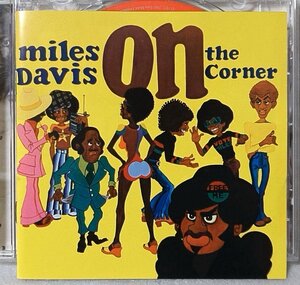 MILES DAVIS ON THE CORNER ★ 2000年リリース 再発盤 24bitリマスター / CD [4142CDN