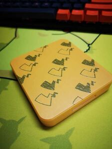 Switch ゲームカードケース　スイッチ カードケース　12枚 収納 薄型 防塵　ソフト 黄色 マグネット