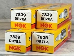 ＮＧＫ　ＤＲ７ＥＡ　ヤマハ　４本セット　セロー２５０　ＤＧ１７Ｊ　０５ー１７　適合　新品！