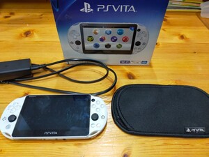 PS Vita PCH-2000 中古 ソフト付
