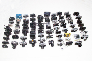 カメラコレクター御用　　日本歴史的カメラ選定品１０５機種一式　換金処分品　値下げしました。