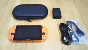 SONY PSVITA 本体 ネオンオレンジ PCH-2000 動作確認済 純正アダプター付属 新品バッテリー交換済