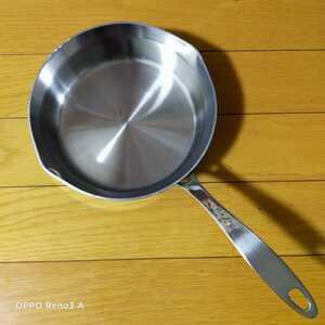 フライパン　片手鍋　アサヒ　ASAHI 天使のフライパン　蓋なし 調理器具 直径17.5㎝